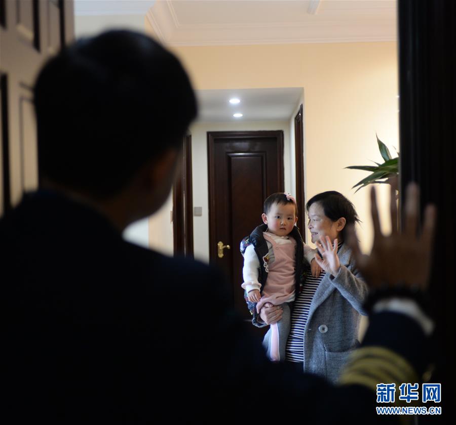 (图片故事)(3)“90后”机长教员是怎样炼成的