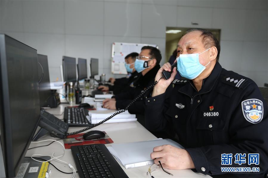 （新华全媒头条·图文互动）（5）战斗在党和人民最需要的地方——记奋战湖北抗疫一线的人民警察
