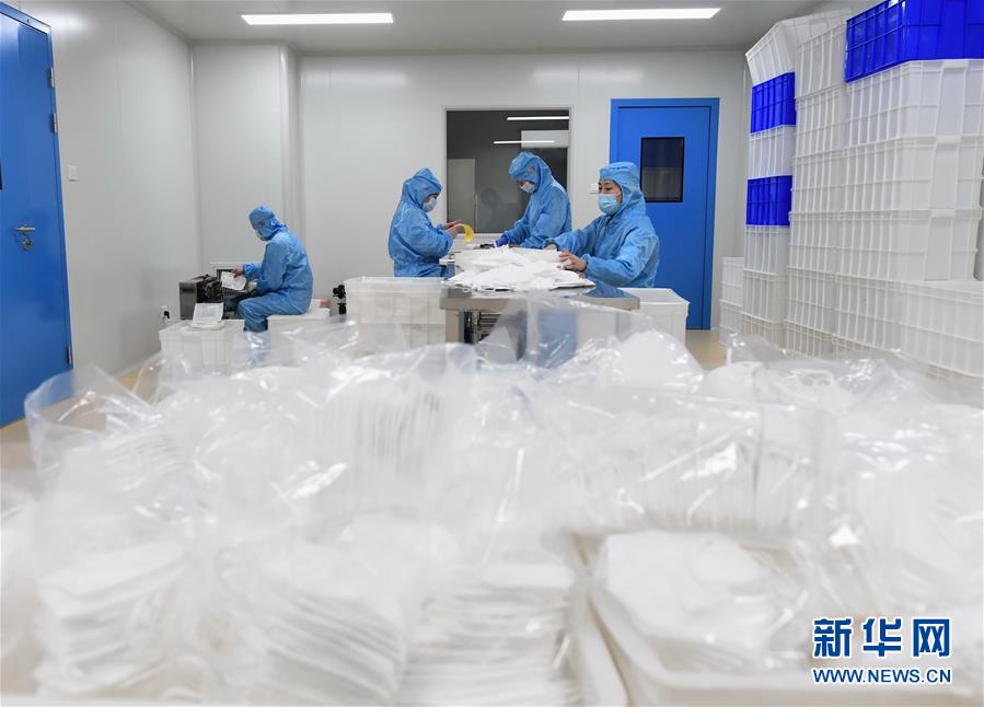 (聚焦疫情防控)(4)河北唐山:口罩生产企业扩大产能保供应
