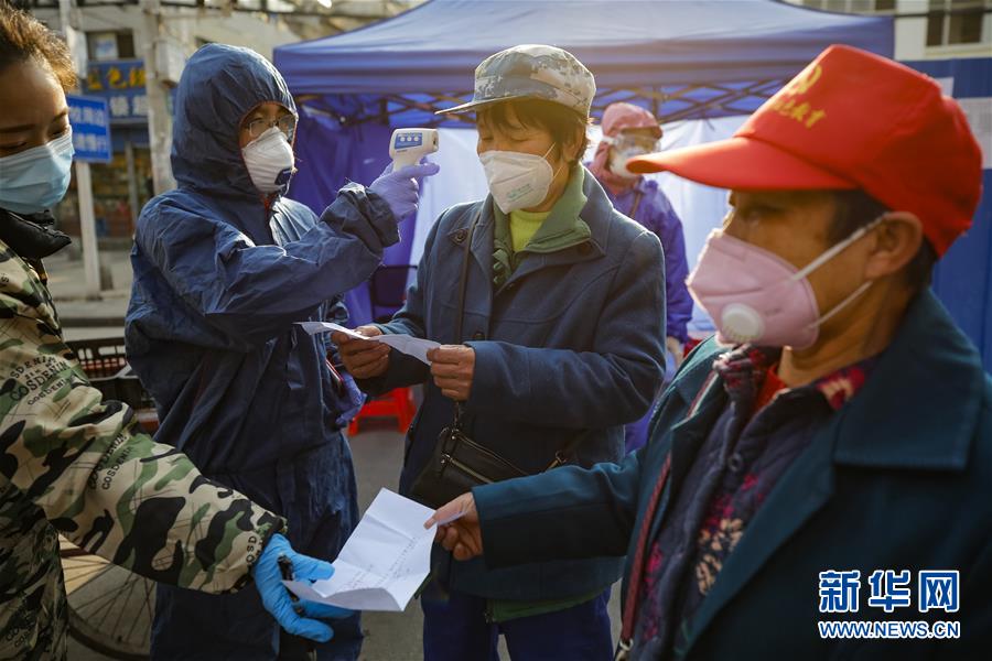 （新华全媒头条·图文互动）（10）武汉战“疫”中的铭记时刻