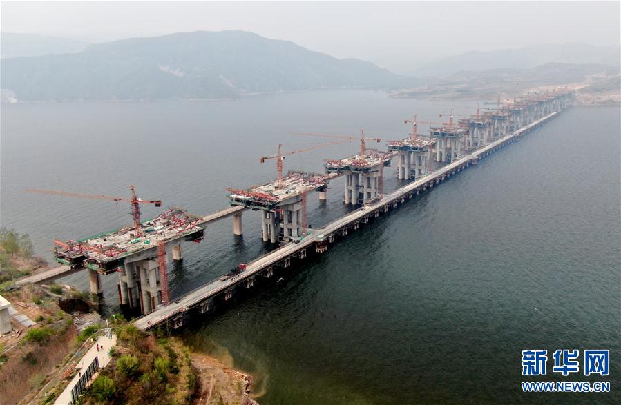 （经济）（3）渑垣黄河特大桥加紧建设