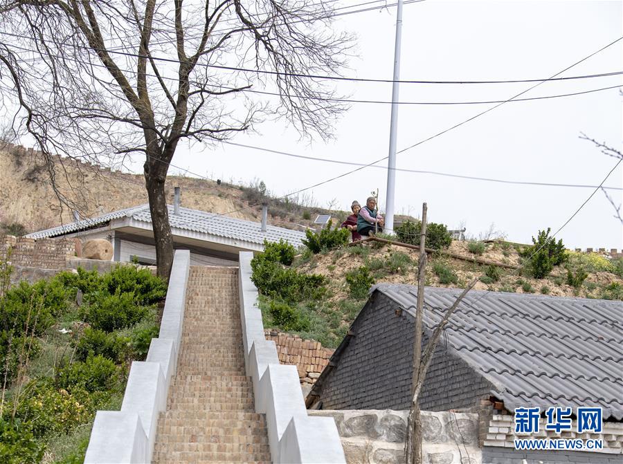 （脱贫攻坚）（9）告别贫困的小山村