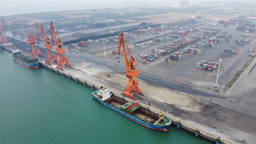 （图文互动）（3）出山入海 “船”流不息——广西北部湾港生产保畅一线见闻