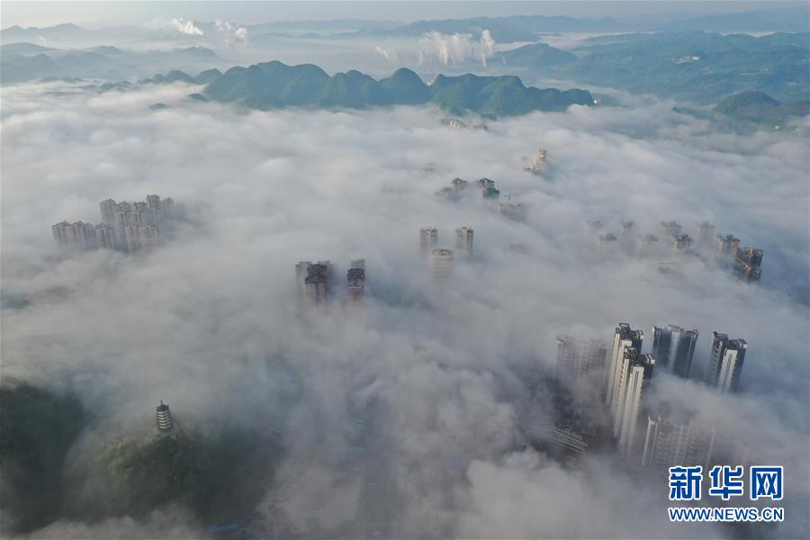 #（环境）（2）贵州福泉出现平流雾景观