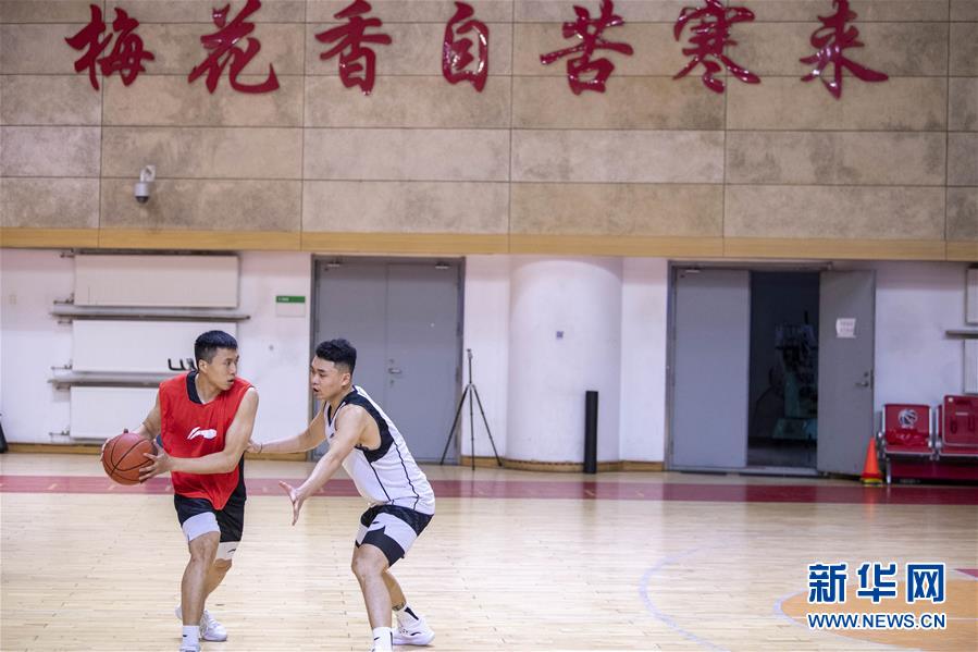 （体育）（3）篮球——山西男篮：以练代“战”