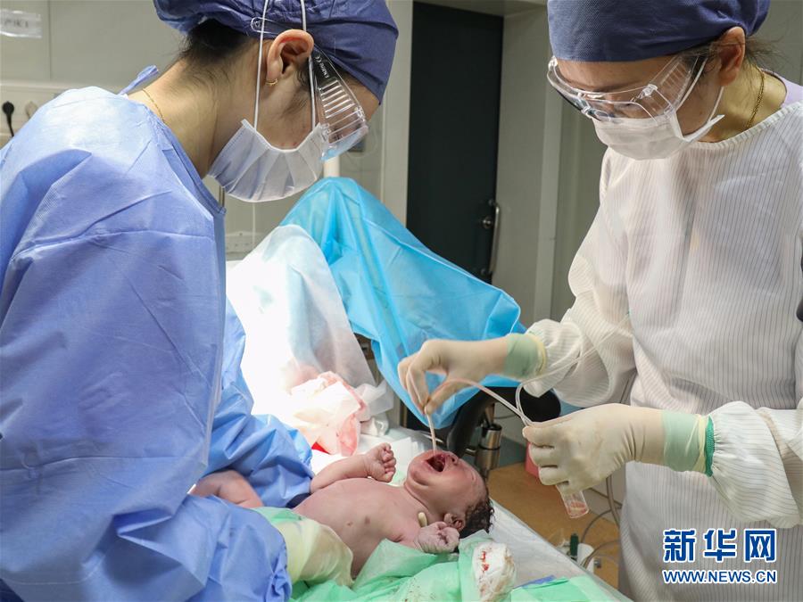 (社会)(3)为妇幼健康保驾护航的助产士