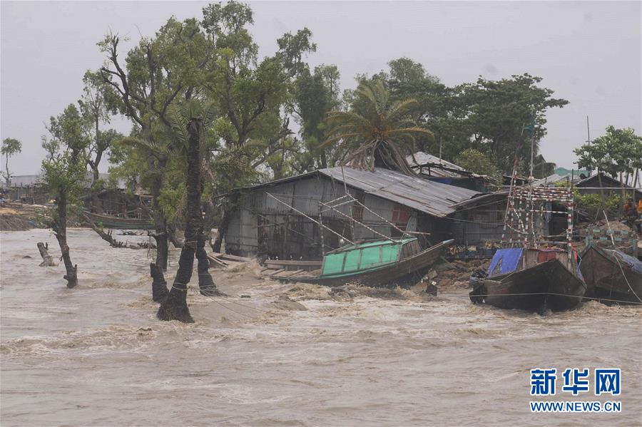 （国际）（9）孟加拉湾沿海地区迎战特强气旋风暴“安攀”