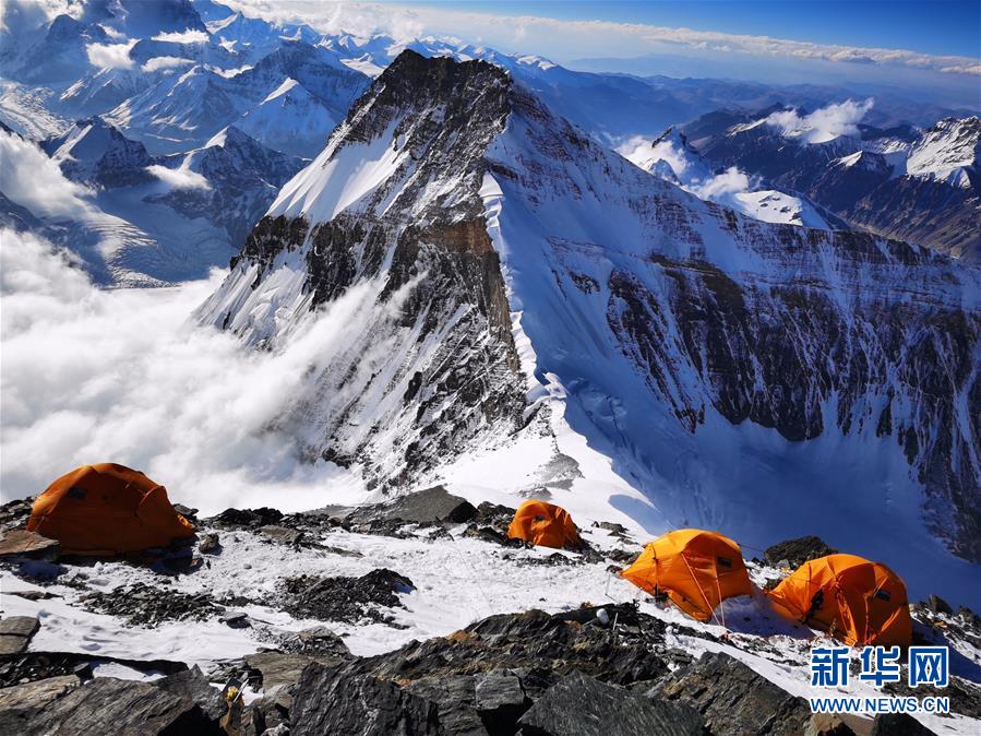 （2020珠峰高程测量）（1）珠峰海拔7790米的二号营地
