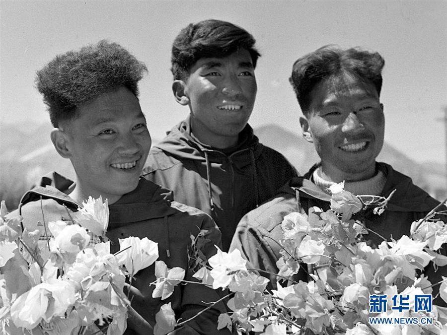 （体育·专题）（1）六十年回望——纪念人类首次从北坡登顶珠峰60周年