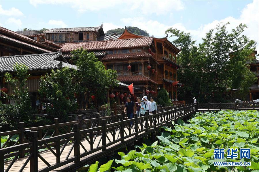 (经济)(4)云南丘北:乡村旅游助农增收