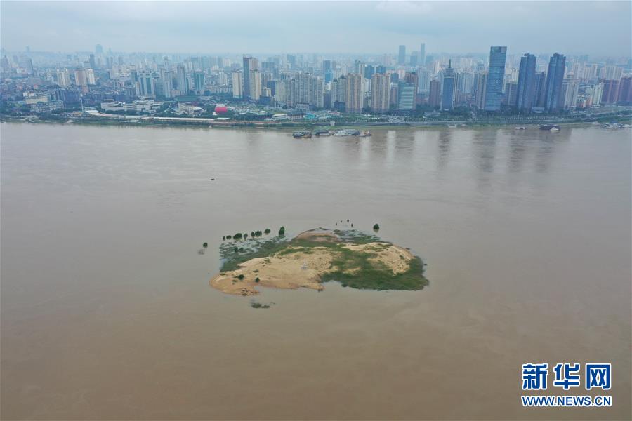 （环境）（2）南昌：连日降雨赣江水位升高