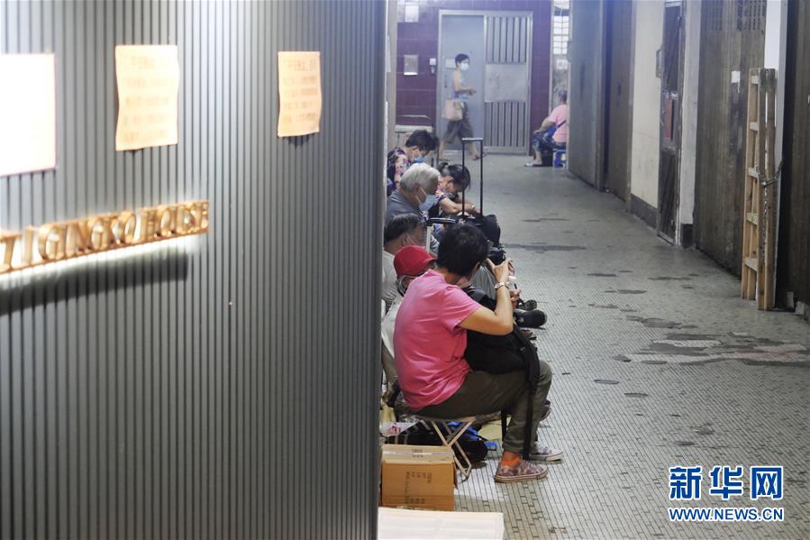 （港澳台·香港故事·图文互动）（8）暖心的银杏馆“平安盒饭”
