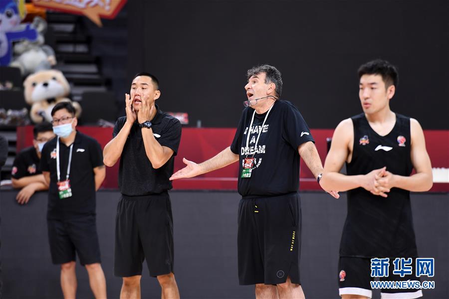 （体育）（8）篮球——全力以“复” CBA重启在即