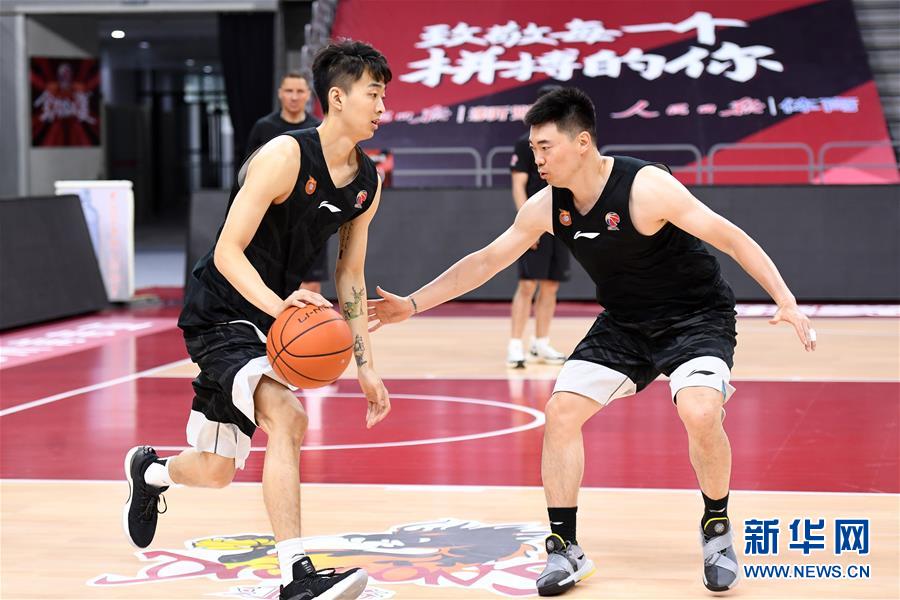 （体育）（13）篮球——全力以“复” CBA重启在即