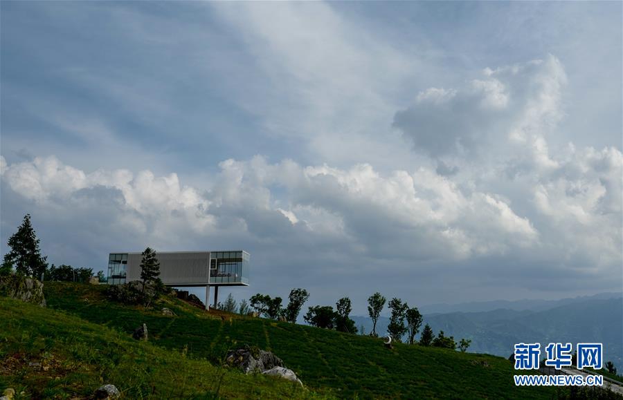 （新华视界）（2）重庆：小长假  短线旅游升温