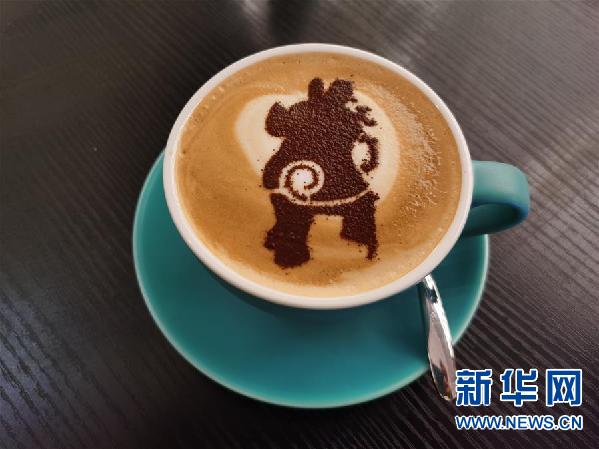 （文化视点·听文物讲故事·图文互动）（4）国宝妇好鸮尊：三千年前的“私人定制”