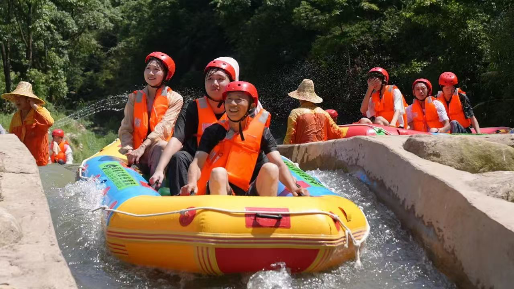 河南辉县：大型抗战实景剧《太行山传奇》首演