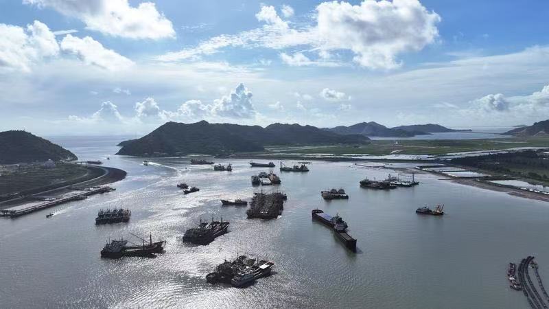 闻风而动、严阵以待——浙江积极防御应对台风“丹娜丝”
