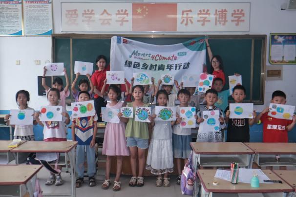 Light Up筑梦实践团赴河南支教纪实：播撒希望种子，陪伴孩童成长