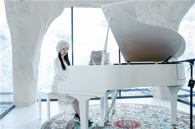 达古冰川4860咖啡屋盛装归来 助力阿坝州文旅融合高质量发展