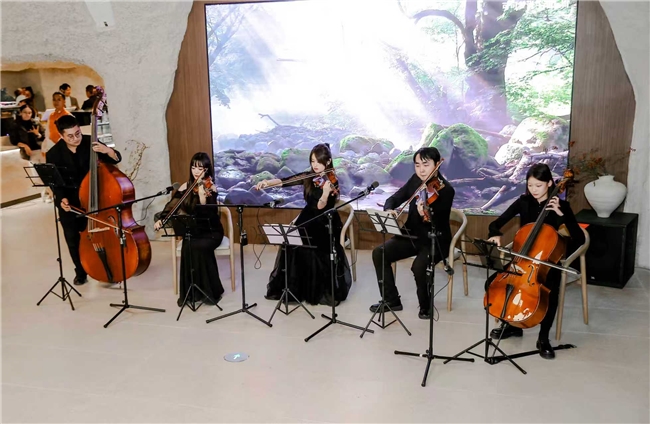 达古冰川4860咖啡屋盛装归来 助力阿坝州文旅融合高质量发展