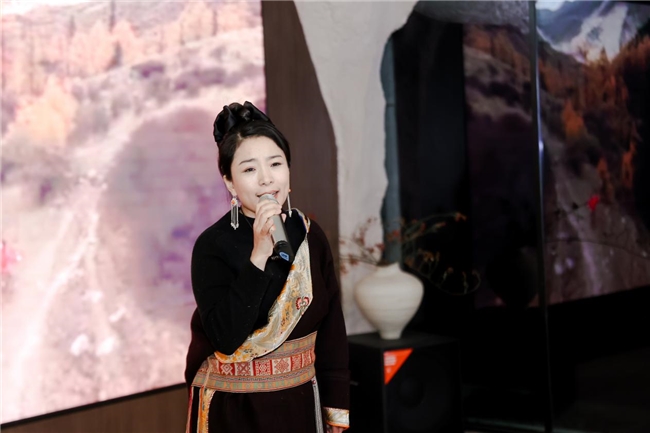 达古冰川4860咖啡屋盛装归来 助力阿坝州文旅融合高质量发展