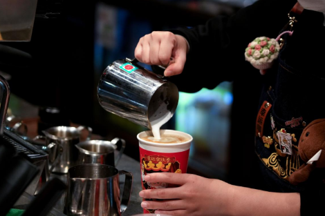 幸运咖门店数突破 10,000 家，以“高质平价”打开咖啡新市场