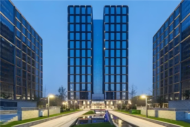 骁骑送酒：酒水行业的创新破局者