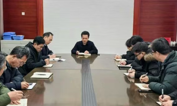 邯郸肥乡区第一中学传达学习全区“两会”精神