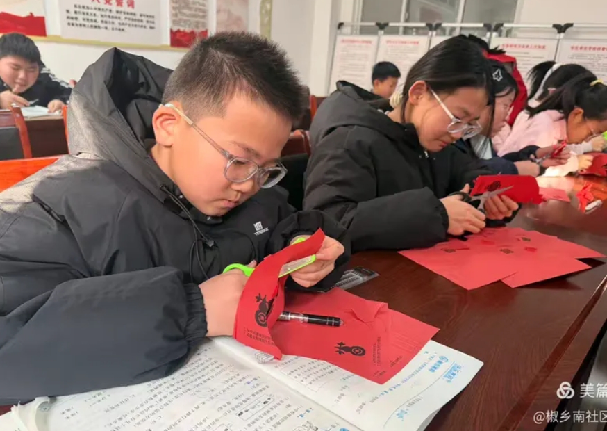 邯郸鸡泽椒乡南社区“寒假七彩课堂”温暖开课