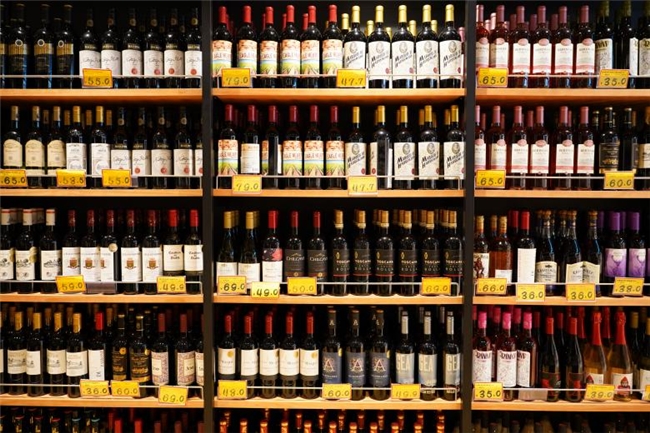 当零售业都在拼“硬”实力，好特卖为什么选择做一块“橡皮泥”