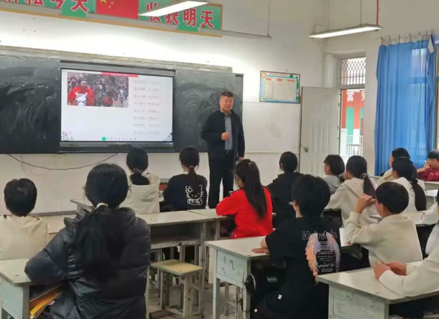 “椒乡名家讲诗经”系列主题讲座走进鸡泽县曹庄中心小学