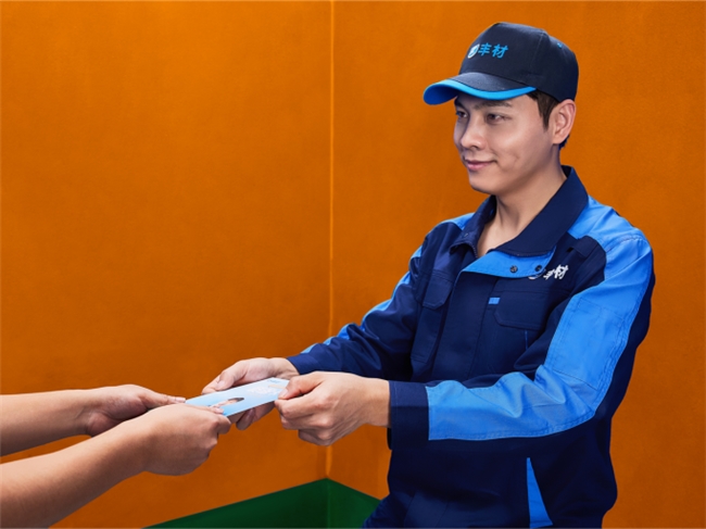 日丰丰材：把每一道看不见的防水工序，都做到明明白白